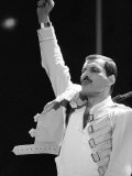 Queen Rock Group Freddie Mercury, Queen in Concert at Wembley Stadium, London Freddie Mercury Lámina fotográfica Queen Rock Group Freddie Mercury, Queen in Concert at Wembley Stadium, London Freddie Mercury Lámina fotográfica