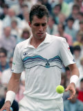 Wimbledon Tennis. Ivan Lendl V. Michiel Schapers. June 1988 Lámina fotográfica Wimbledon Tennis. Ivan Lendl V. Michiel Schapers. June 1988 Lámina fotográfica