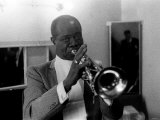 Louis Armstrong Jazz Musician - May 1956 During His First Concert in Great Britain Lámina fotográfica Louis Armstrong Jazz Musician - May 1956 During His First Concert in Great Britain Lámina fotográfica