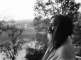 Maharishi Mahesh Yogi Who Met Up with the Beatles When They Visited India February 1968 Valokuvavedos Maharishi Mahesh Yogi Who Met Up with the Beatles When They Visited India February 1968 Valokuvavedos