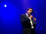 Bryan Ferry at the Newcastle City Hall, October 2002 Lámina fotográfica