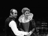 Helen Mirren and Bob Hoskins in Duchess of Malfi Theatre Play, March 1981 Photographie