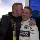 Jenson Button Gets a Big Kiss from TV Presenter Chris Evans Photographie