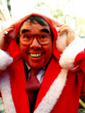 Ronnie Corbett Comedian Dresses as Father Christmas at a Charity Auction in London Lámina fotográfica Ronnie Corbett Comedian Dresses as Father Christmas at a Charity Auction in London Lámina fotográfica