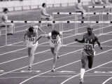 Winner Charles Foster, USA, in First Semi-Final of 110M Hurdles Lámina fotográfica Winner Charles Foster, USA, in First Semi-Final of 110M Hurdles Lámina fotográfica