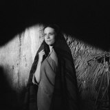 Actress Cathy O'Donnell Between Takes During the Making of the Film Ben Hur in Rome 1958 Lámina fotográfica Actress Cathy O'Donnell Between Takes During the Making of the Film Ben Hur in Rome 1958 Lámina fotográfica