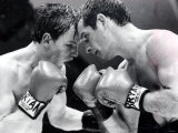 Terry Mckeown Fighting Steve Sims September 1982 Boxers Boxing Feather Weight Title Fight Lámina fotográfica