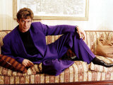David Hasselhoff Actor Singer Reclining on Settee Wearing Purple Suit Photographie