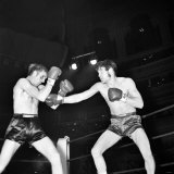 Welterweight Boxing at the Royal Albert Hall Ralph Charles V. Chuck Henderson. November 1969 Fotografisk tryk Welterweight Boxing at the Royal Albert Hall Ralph Charles V. Chuck Henderson. November 1969 Fotografisk tryk