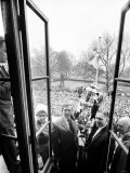 Tottenham Hotspur Captain Danny Blachflower and Manager Bill Nicholson Hold FA Cup Trophy Fotografie-Druck