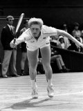 Glory: Boris Becker Dives to Make Another Spectacular Winner on His Way to Victory Lámina fotográfica Glory: Boris Becker Dives to Make Another Spectacular Winner on His Way to Victory Lámina fotográfica
