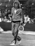 Swedish Star Bjorn Borg Played in a Doubles Match Wearing This Bright Red Tracksuit. June 1974 Lámina fotográfica