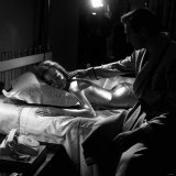 Sean Connery on Set at Pinewood Studios Making "Goldfinger" with Sherley Eaton Photographie