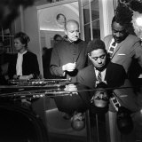 Dizzy Gillespie at Fort Belvedere Near Ascot, with Buck Clayton and Bud Freeman - Fotografik Baskı