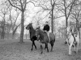 Mel Ferrer and Audrey Hepburn Out Riding in Hyde Park, London January 1955 Photographie