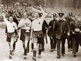 Fa Cup Final 1929 Bolton V Portsmouth Billy Butler, Jimmy Seddon and Jimmy Mcclelland Fotografie-Druck