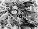 Tony Robinson and Rowan Atkinson in BBC Series Blackadder September 1989 Stampa fotografica