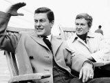 Dick Van Dyke American Comedian Arrived on Liner 'Bremen' at Southampton with Wife Marjorie Fotografisk tryk