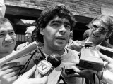 Football World Cup 1986 Diego Maradona Argentinian Footballer Talking to the Press Fotografie-Druck