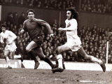 Manchester Uniteds George Best Football Player - February 1970In Action Against Middlesbrough Lámina fotográfica