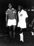 Brazilian Football Star Pele of Santos with Portuguese Star Eusebio of Benfica c.1967 Lámina fotográfica