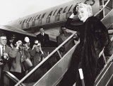 Marilyn Monroe Boards Airplane, New York, c.1956 Posters
