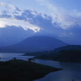 View of Mount Meru From Across One of the Momella Lakes Photographie par David Pluth