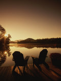 Pair of Adirondack Chairs on a Dock at the Mirror Lake Inn Photographie par Michael Melford
