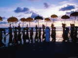 Melasti Ceremony on Kuta Beach Celebrating Balinese New Year Fotografisk trykk av Andrew Brownbill