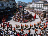 Overhead of Annual Romaria De Nossa Senhora D'agonia Procession in Town Square Fotografisk trykk av Paul Bernhardt Overhead of Annual Romaria De Nossa Senhora D'agonia Procession in Town Square Fotografisk trykk av Paul Bernhardt