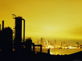 Ruins of Seattle Gas Light Company at Gasworks Park with Downtown and Lake Union in Background Photographie par Ryan Fox