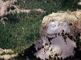 Overlooking the Faces of Four Presidents Carved into the Rock at Mount Rushmore National Memorial Photographie par Jim Wark