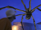 Giant Metal Spider Sculpture at Guggenheim Museum Fotografisk trykk av Dominic Bonuccelli Giant Metal Spider Sculpture at Guggenheim Museum Fotografisk trykk av Dominic Bonuccelli