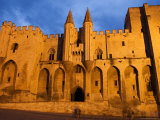 Palais Des Papes Illuminated at Dusk Photographie par Glenn Beanland