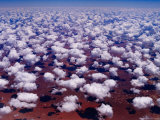 Aerial of Clouds over Gibson Desert Photographie par Richard I'Anson
