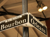 Historic Bourbon and Orleans Street Signs in New Orleans, Louisiana Lámina fotográfica Historic Bourbon and Orleans Street Signs in New Orleans, Louisiana Lámina fotográfica
