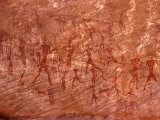 Rock Painting of Hunting Scene, Sahara Photographie par Michele Molinari