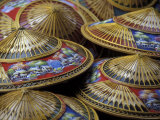 Bangkok Hats at Floating Market, Thailand Photographie par Claudia Adams