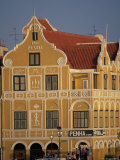 Penha and Sons Building, Willemstad, Curacao, Caribbean Photographie par Robin Hill