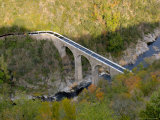 Aqueduct over Doux River, Ardeche Region, France Lámina fotográfica por Lisa S. Engelbrecht