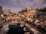 Vallon des Auffes, Small Fishing Port, Marseille, France Lámina fotográfica por Walter Bibikow Vallon des Auffes, Small Fishing Port, Marseille, France Lámina fotográfica por Walter Bibikow