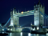 Evening View of The Tower Bridge, London, England Photographie par Walter Bibikow
