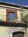 Downtown Historic Building, Oaxaca, Mexico Photographie par Judith Haden