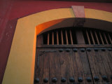 Colonial Building in Late Afternoon Light, Oaxaca, Mexico Photographie par Judith Haden
