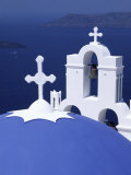 Dome and Crosses of Greek Church, Santorini, Greece Photographie par Bill Bachmann