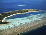 Mana Island, Mamanuca Islands, Fiji Photographic Print by David Wall