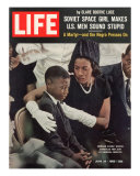 Child and Widow of Murdered Civil Rights Activist Medgar Evers at his Funeral, June 28, 1963 Photographie par John Loengard