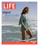 TV Chef Giada De Laurentiis Wading in Surf at the Hotel Del Coronado, January 19, 2000 Premium Photographic Print by Jeff Riedel