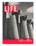 First LIFE Cover with Fort Peck Dam, November 23, 1936 Premium fotoprint van Margaret Bourke-White First LIFE Cover with Fort Peck Dam, November 23, 1936 Premium fotoprint van Margaret Bourke-White