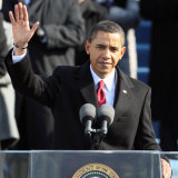 President Barack Obama Waves Before His Inaugural Address, Washington DC, January 20, 2009 Photographic Print